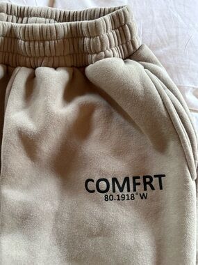 Comfit Men's Beige Fleece-Lined Joggers - Medium